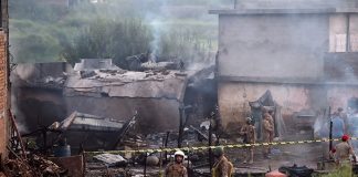 Политическое руководство Пакистана соболезнует из-за гибели людей в авиакатастрофе недалеко Равалпинди