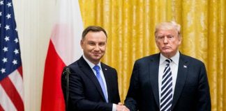 Трамп прилетит в Польшу и вместе с Дудой посетит авиабазу в Повидзе
