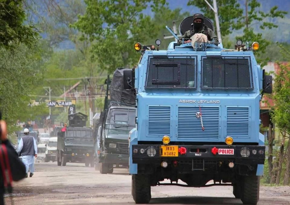 Four Indian Army personnel including Commanding Officer dead in Handwara