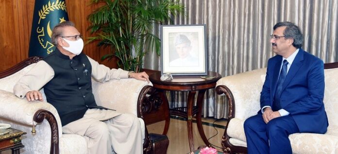 President-Dr.-Arif-Alvi-and-Ambassador-designate-of-Pakistan-to-Ethiopia-Shozab-Abbas