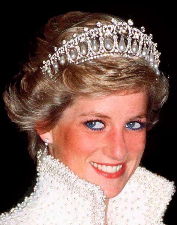 Lady Diana was killed in a car crash on August 31 1997 in Paris at the age of 36. Almost 23 years after the Princess’s death, her former chef took to Twitter to celebrate the deceased and the life she led. The former chef Darren McGrady reminisced his time with the Princess who won the hearts of the world and is still remembered far and wide. What Did He Share On Twitter? The chef took to the micro-blogging website a picture that the Princess had given to him with the handwritten message, “To Darren. Love from Diana.” In this tweet, he mentioned alongside the picture: “Twenty three years ago today the world lost this special lady. #PrincessDiana.” What Did Other People Say? It wasn’t just Darren who expressed his love and remembrance for the late Princess, many other people from all around the world took to the same social networking site to mention how much they missed the princess and how grave a loss was her death: “Remembering the life of this wonderful human on the 23rd anniversary of her death. May her legacy live forever.” “23 years ago we lost an angel, our queen of hearts.” “The almost overwhelming shock of watching the news as her death was reported, is one of those moments that feels as fresh today as it did then. “I loved her for her strength, courage & humanity. Always missed, never forgotten.” “We still Miss you.. You still Inspire us.. The Real Princess, the Queen of hearts. You came and changed the world forever..” “23 years ago today you left the world, but you continue to live in our hearts. R.I.P Princess Diana. You will always be loved.” Her Mysterious Death 23-year-ago today Diana and her love Dodi Fayed died in a car crash in the Pont de I’Alma Tunnel. Her sons William and Harry were aged only 15 and 12 respectively. According to royal experts, both the sons marked the death anniversary of their mother with a video call and paid her tribute. In an ideal world without Corona Virus 